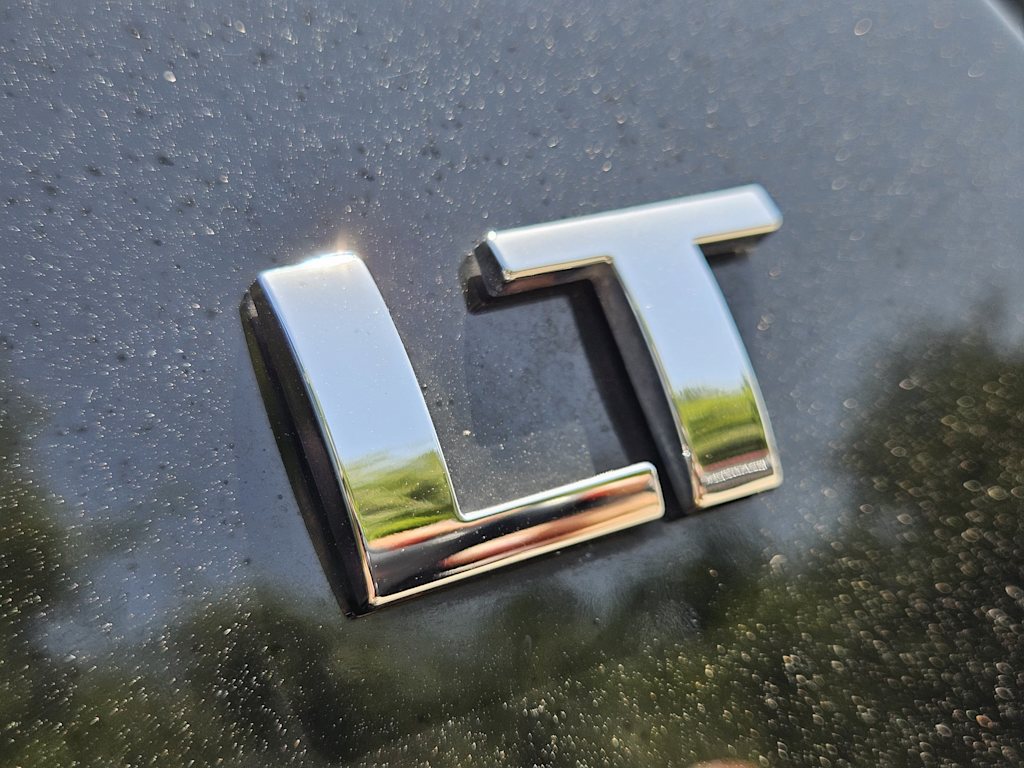 Thumbnail: 2013 Chevrolet Tahoe - 16