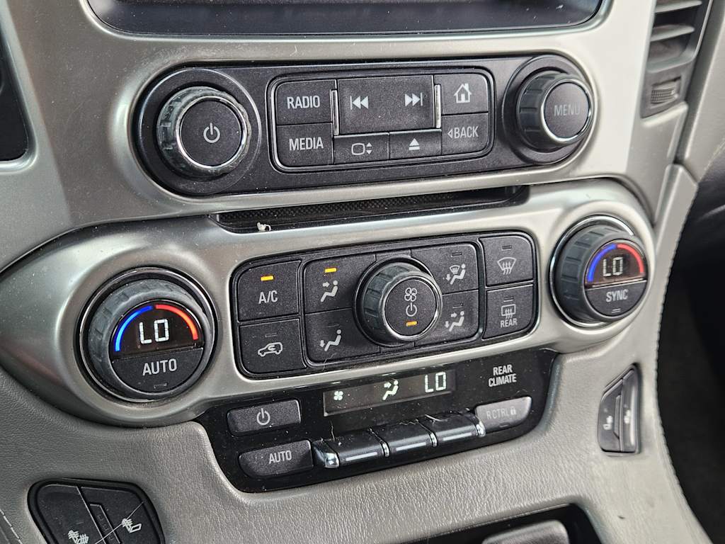 Thumbnail: 2016 Chevrolet Tahoe - 25