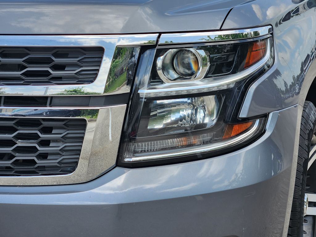 Thumbnail: 2018 Chevrolet Suburban - 20