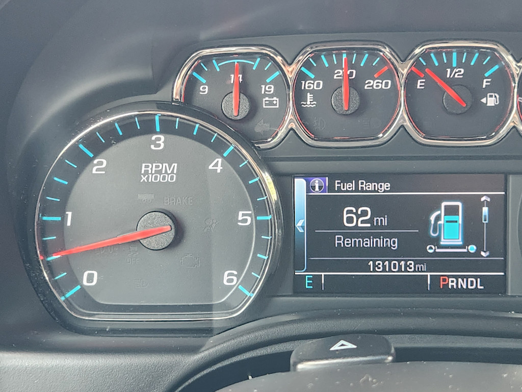 Thumbnail: 2018 Chevrolet Suburban - 14