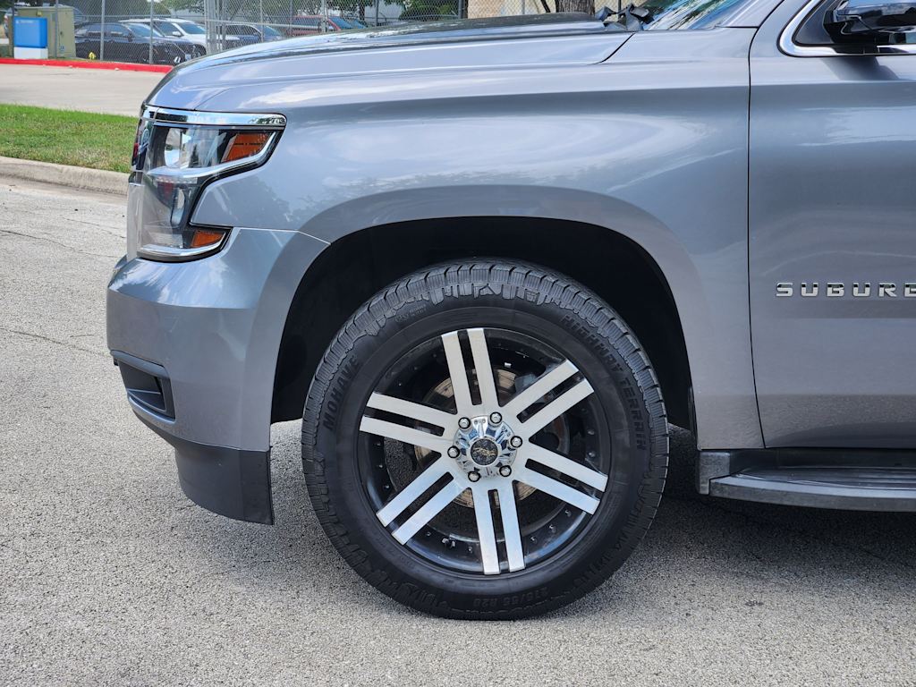 Thumbnail: 2018 Chevrolet Suburban - 6