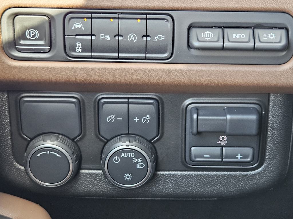 Thumbnail: 2021 Chevrolet Tahoe - 29