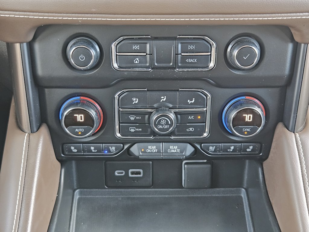 Thumbnail: 2021 Chevrolet Tahoe - 27
