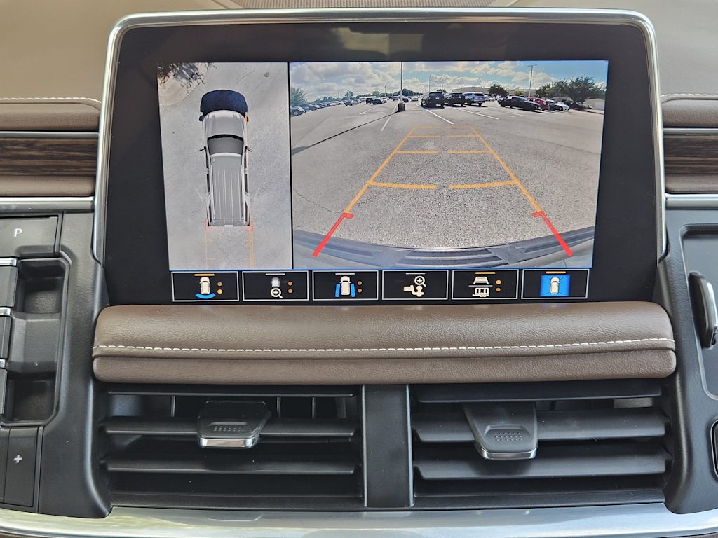 Thumbnail: 2021 Chevrolet Tahoe - 25