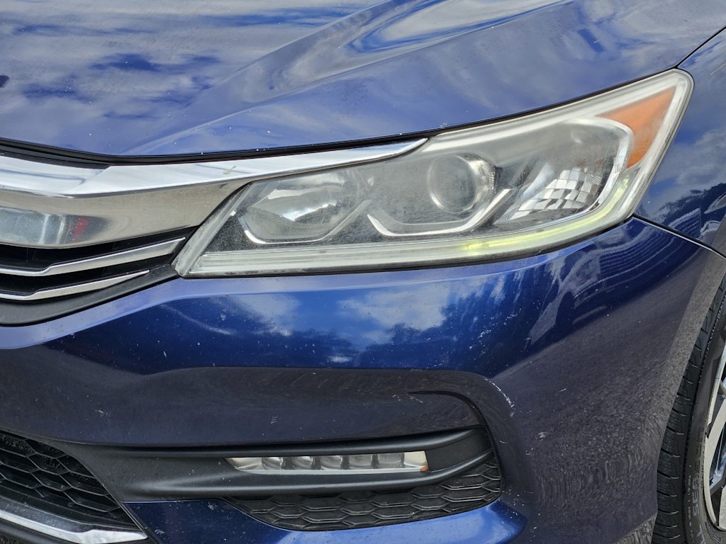 Thumbnail: 2017 Honda Accord - 20