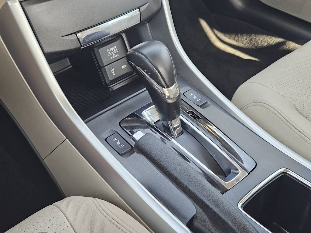Thumbnail: 2015 Honda Accord - 14