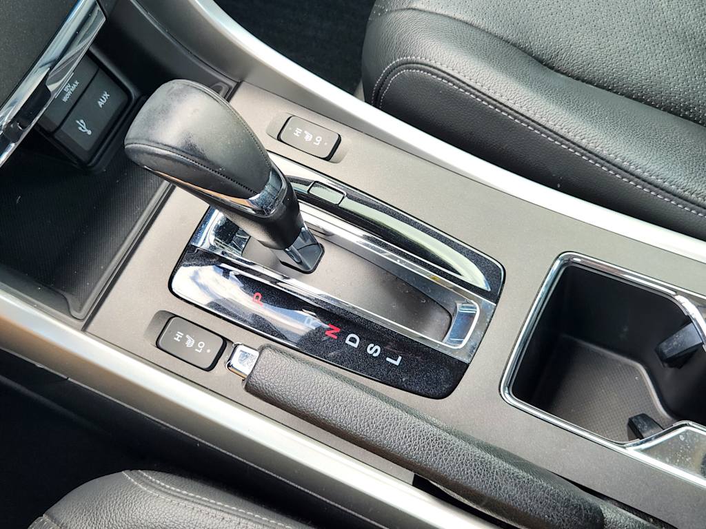 Thumbnail: 2015 Honda Accord - 25