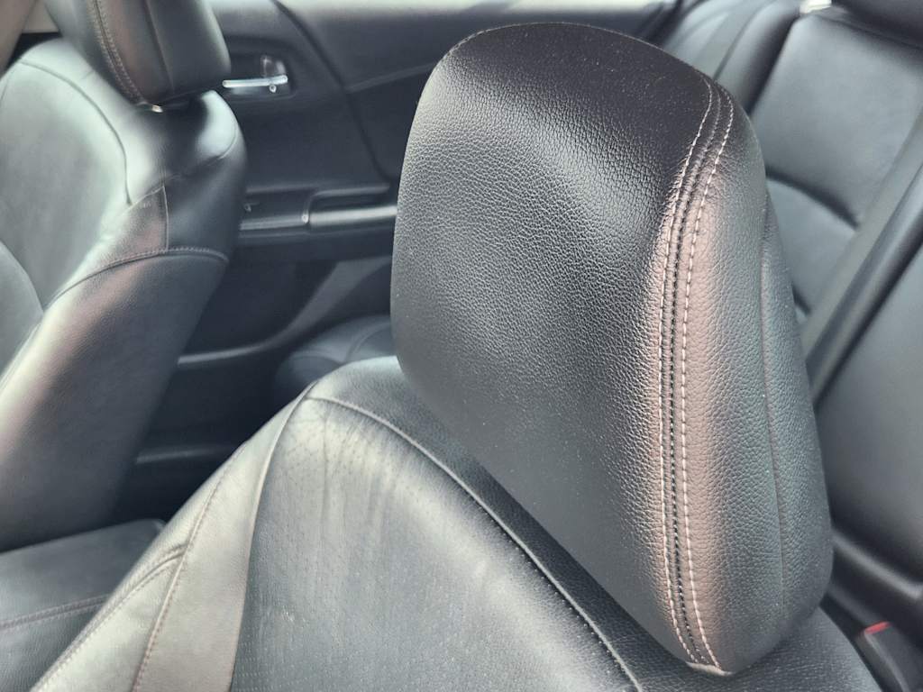 Thumbnail: 2013 Honda Accord - 23