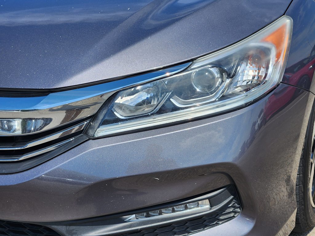 Thumbnail: 2017 Honda Accord - 20