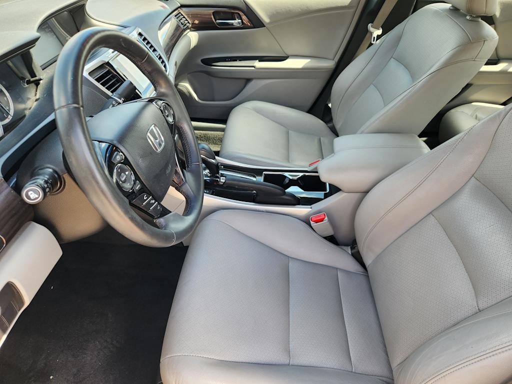 Thumbnail: 2017 Honda Accord - 9