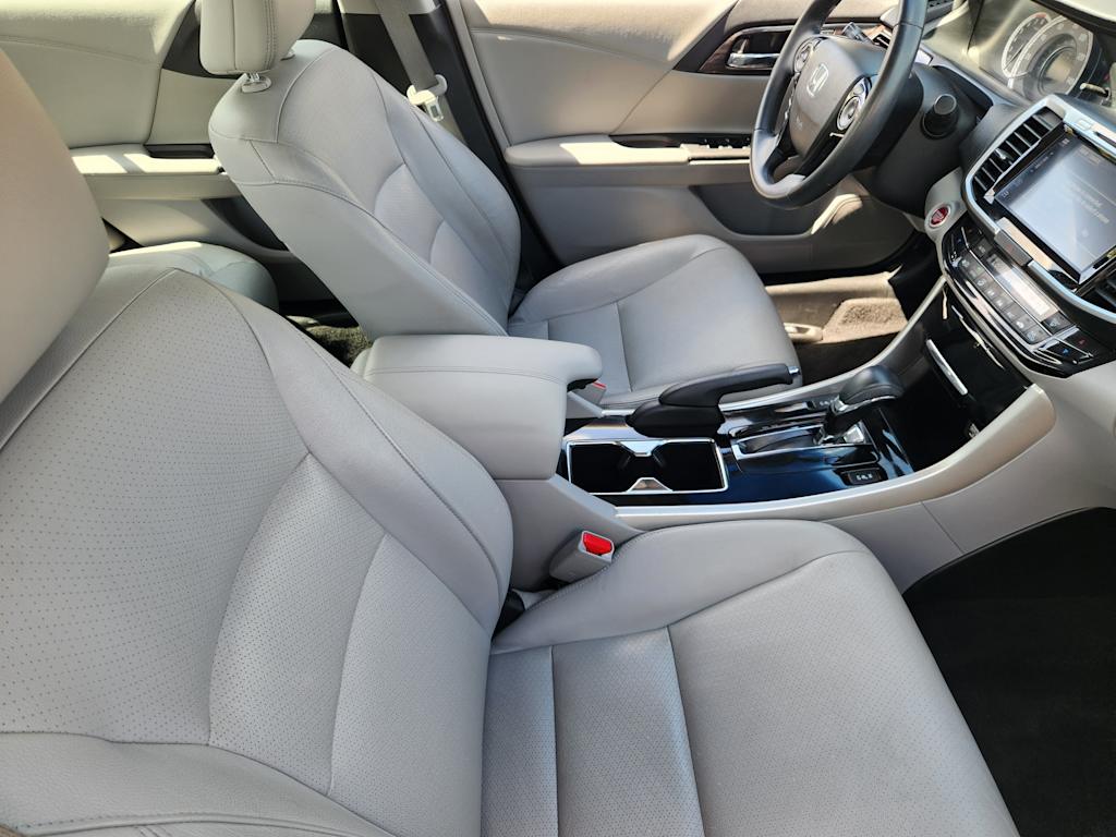 Thumbnail: 2017 Honda Accord - 10
