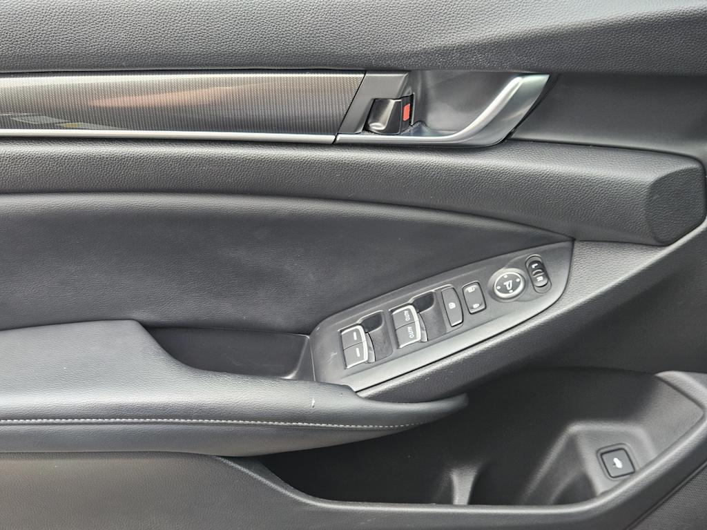 Thumbnail: 2018 Honda Accord - 27
