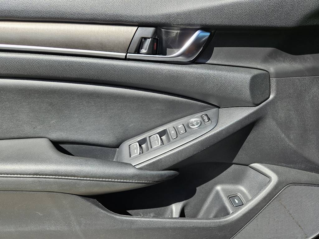 Thumbnail: 2020 Honda Accord - 28