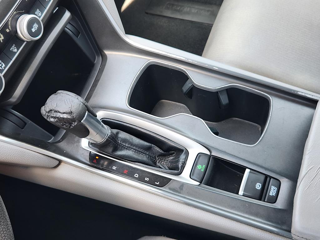 Thumbnail: 2018 Honda Accord - 14
