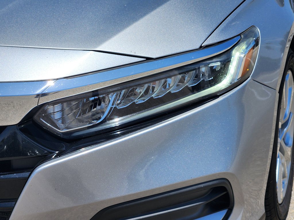 Thumbnail: 2018 Honda Accord - 21