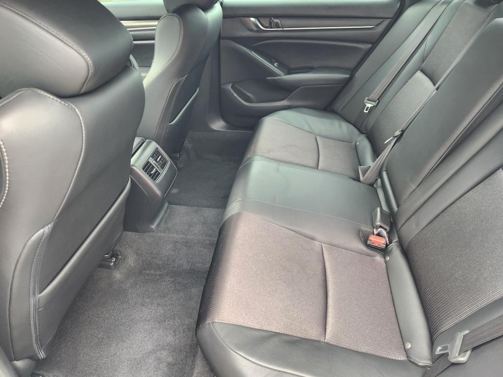 Thumbnail: 2020 Honda Accord - 32