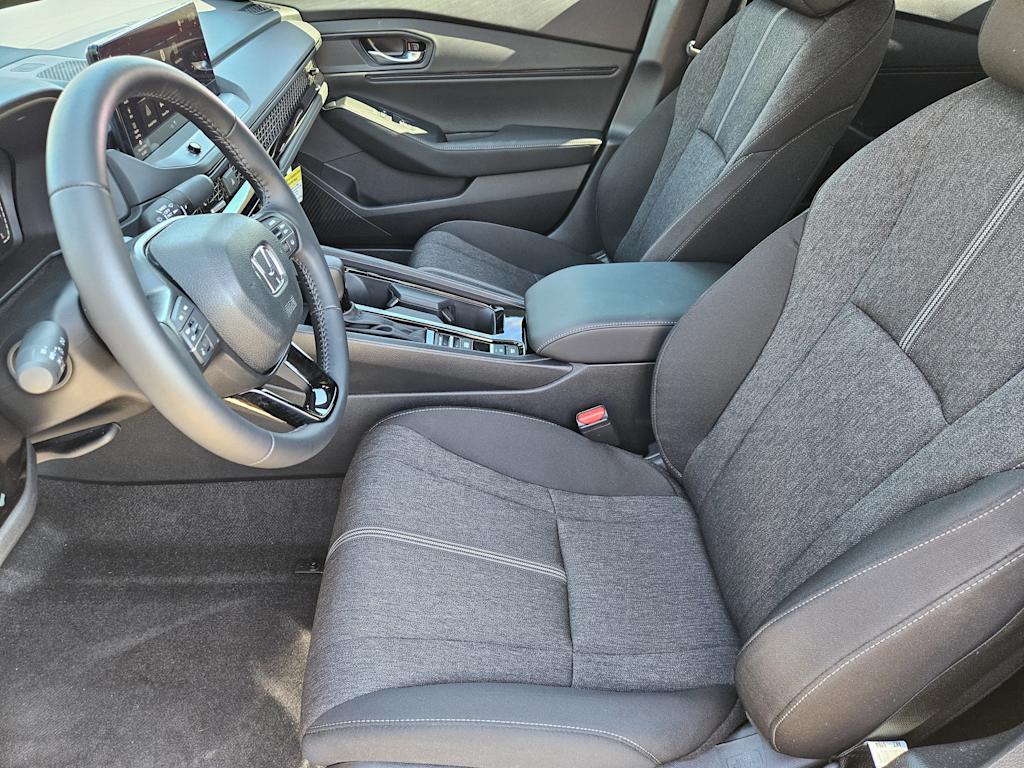 Thumbnail: 2025 Honda Accord - 9