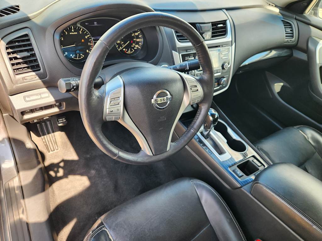 Thumbnail: 2017 Nissan Altima - 2