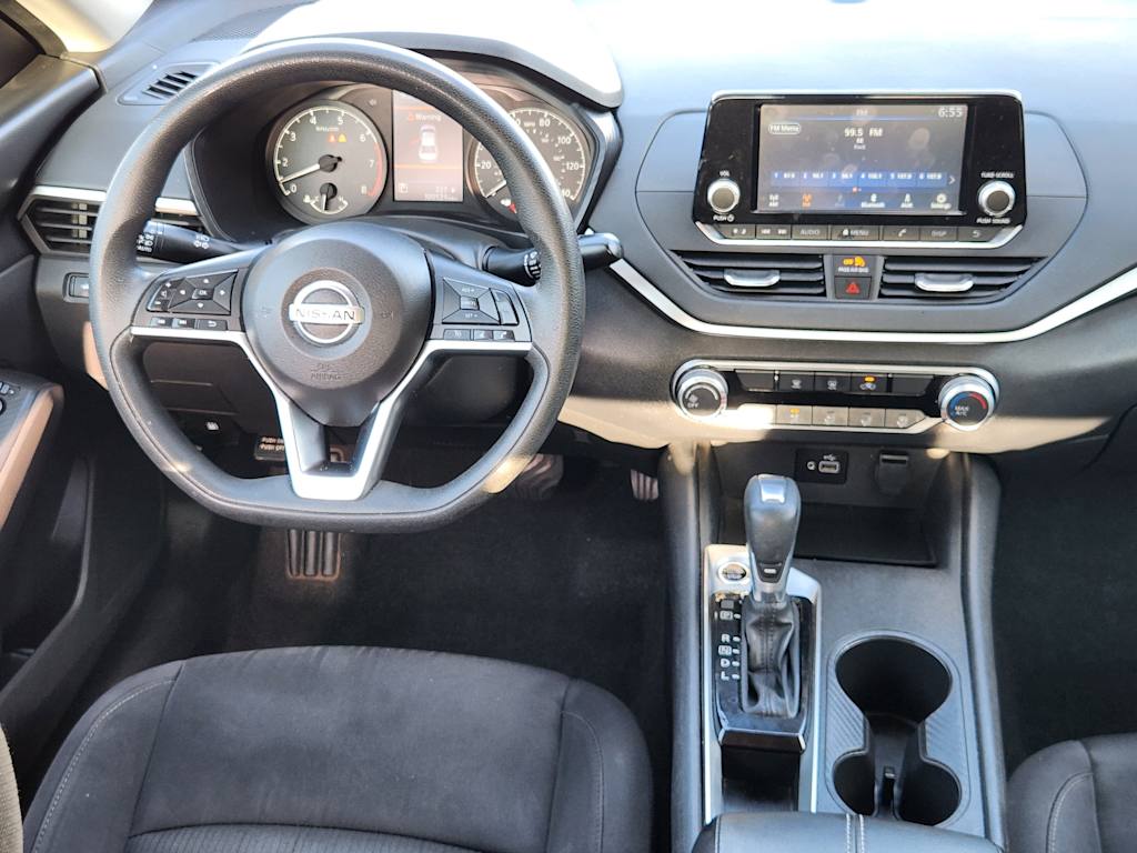 Thumbnail: 2021 Nissan Altima - 12