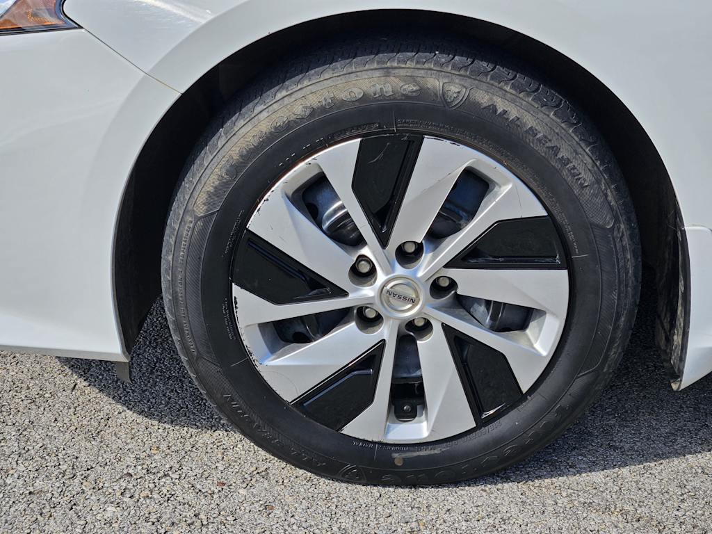 Thumbnail: 2019 Nissan Altima - 22