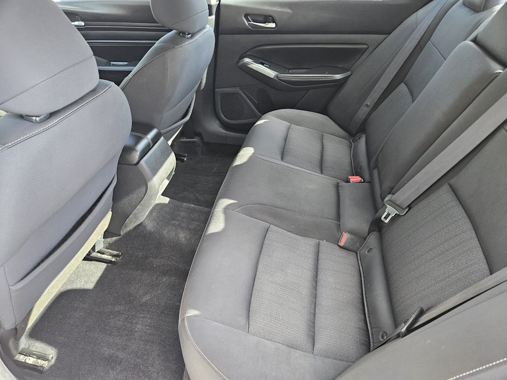 Thumbnail: 2019 Nissan Altima - 11