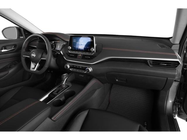 Thumbnail: 2022 Nissan Altima - 10