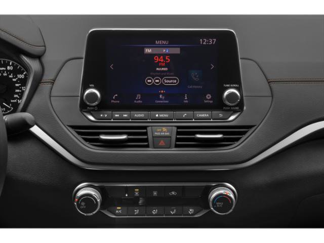 Thumbnail: 2020 Nissan Altima - 11