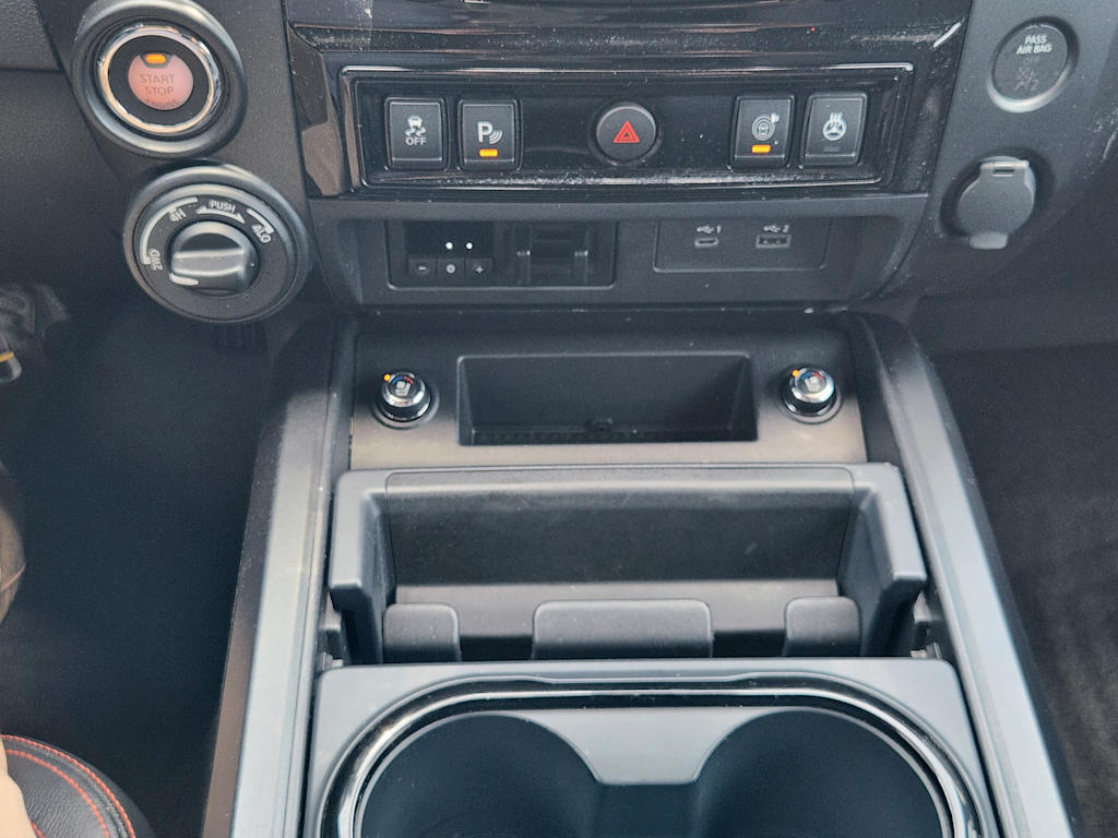 Thumbnail: 2021 Nissan Titan - 24