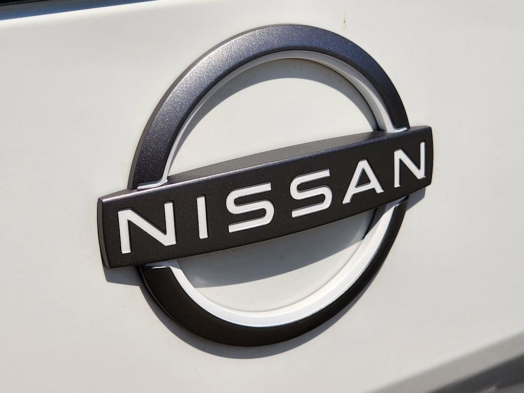 Thumbnail: 2024 Nissan Frontier - 24