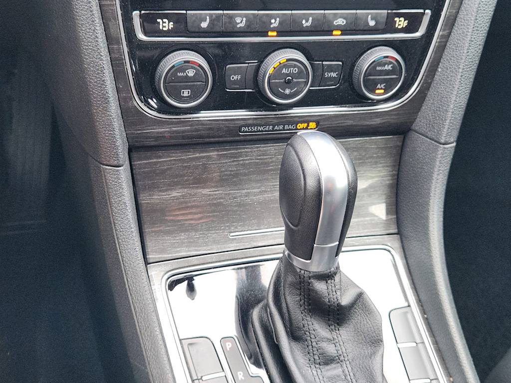 Thumbnail: 2016 Volkswagen Passat - 14