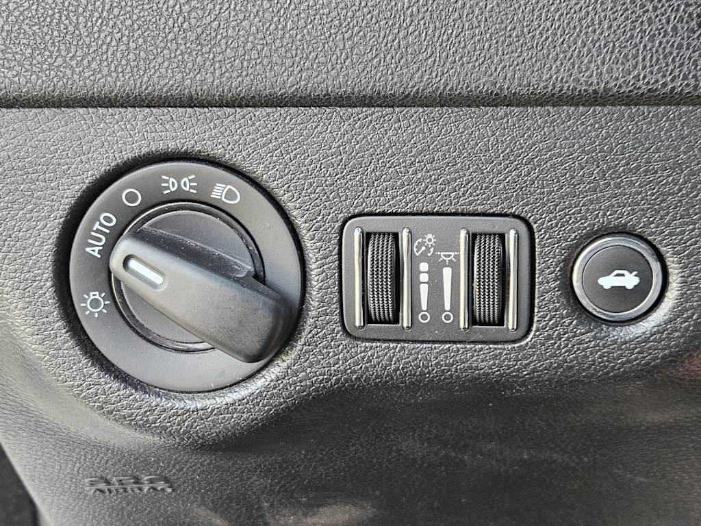 Thumbnail: 2022 Dodge Charger - 26