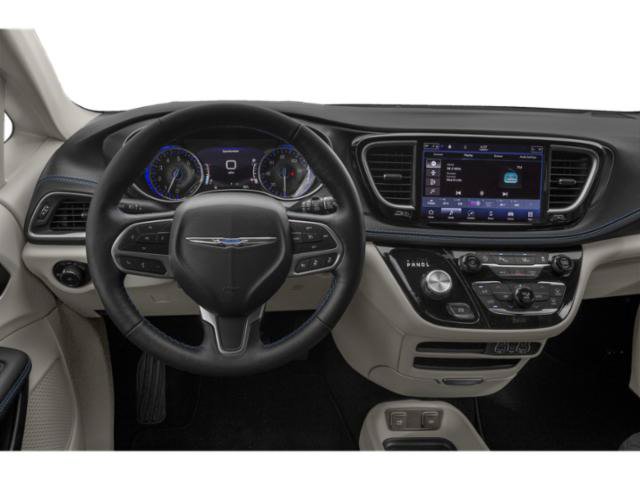 Thumbnail: 2021 Chrysler Pacifica - 2