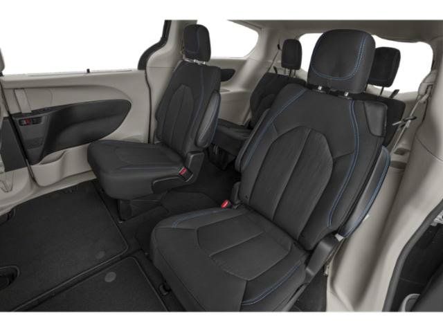 Thumbnail: 2021 Chrysler Pacifica - 9
