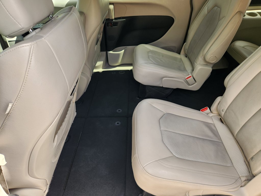Thumbnail: 2021 Chrysler Pacifica - 33