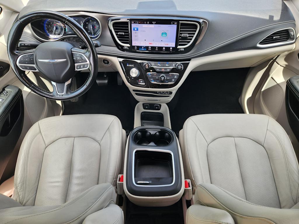 Thumbnail: 2021 Chrysler Pacifica - 8
