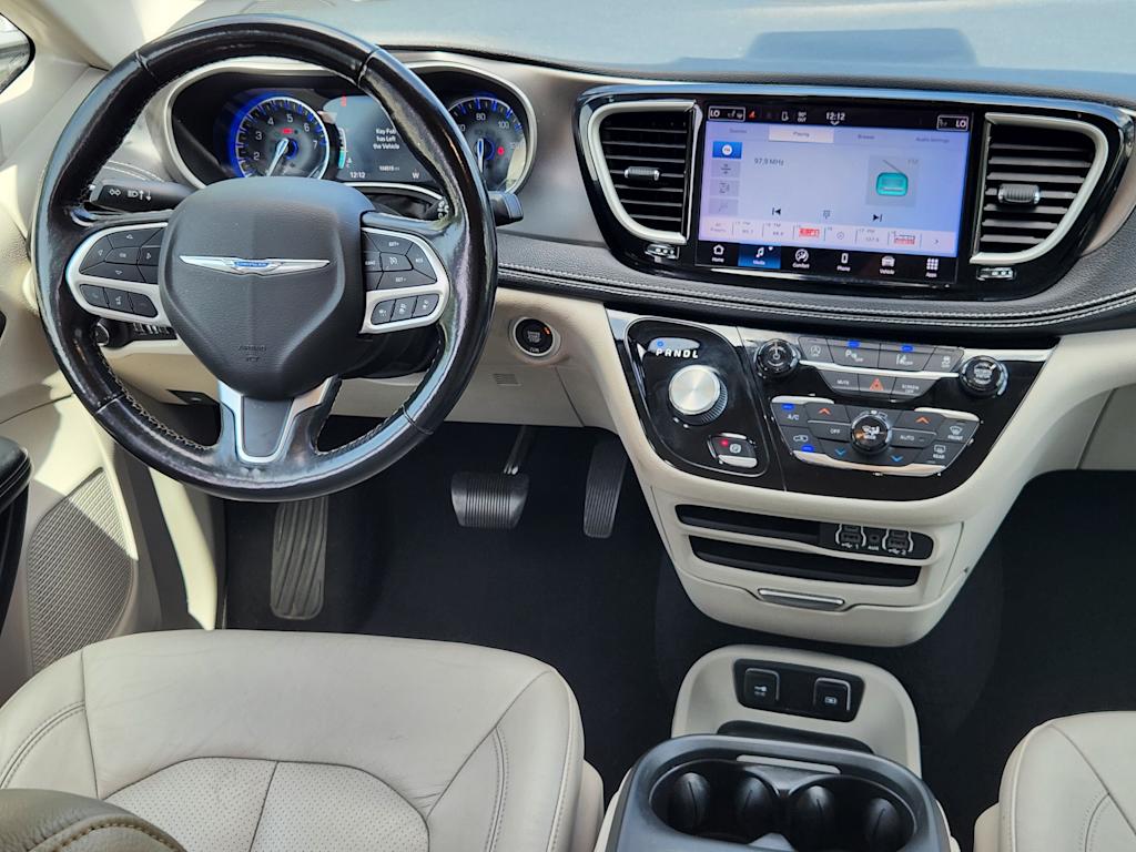 Thumbnail: 2021 Chrysler Pacifica - 12