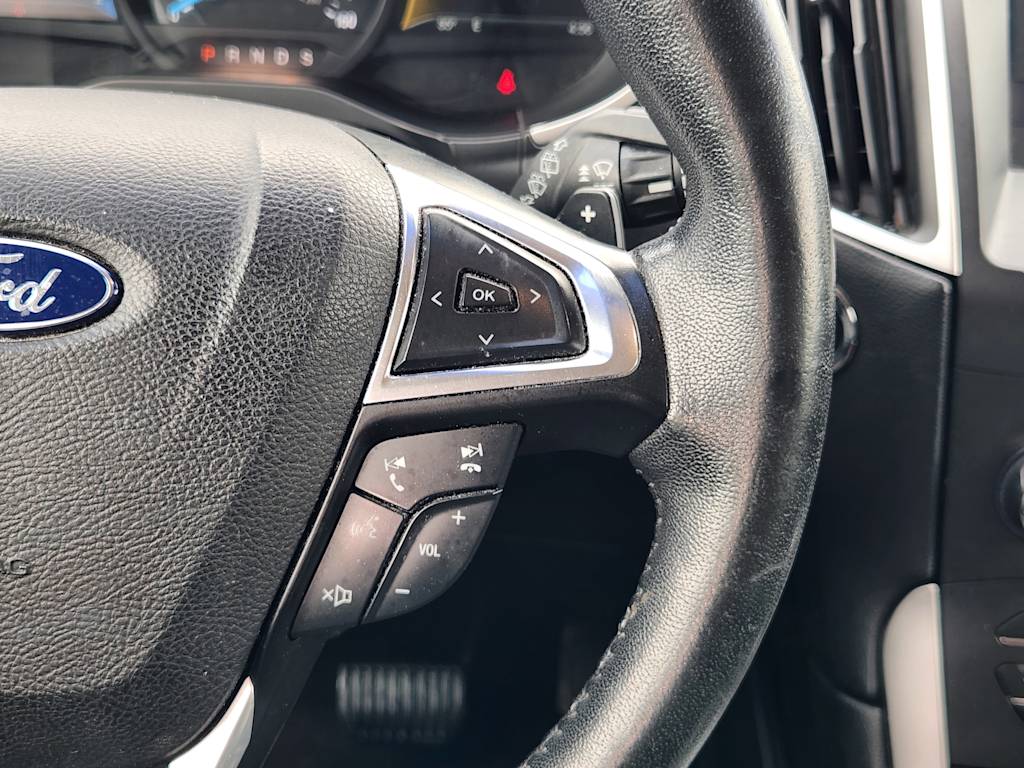 Thumbnail: 2016 Ford Edge - 33