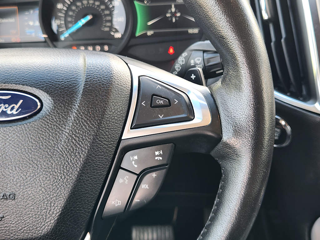 Thumbnail: 2015 Ford Edge - 32