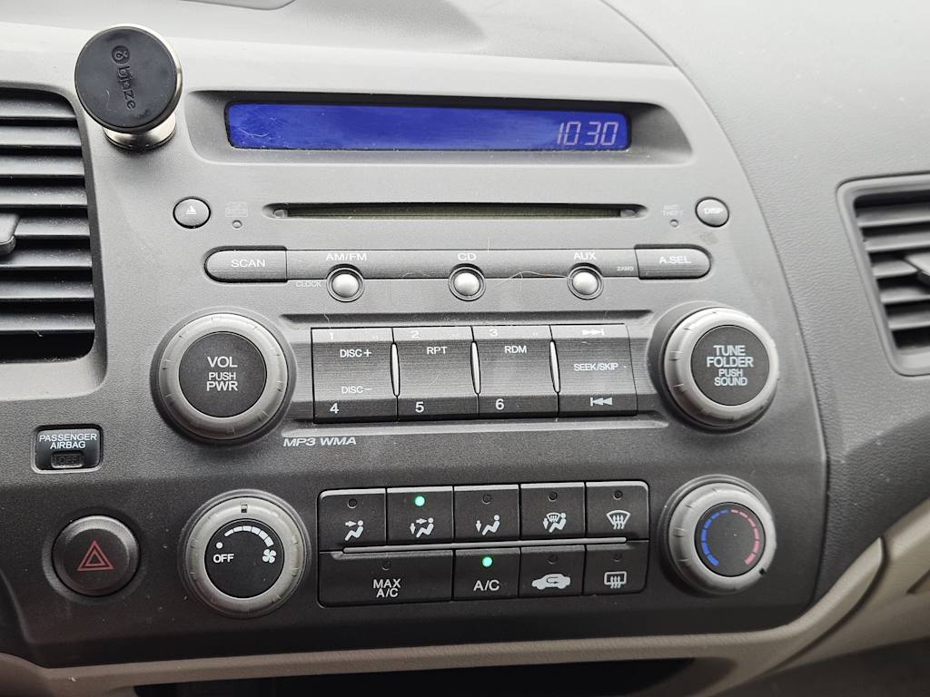 Thumbnail: 2011 Honda Civic - 13