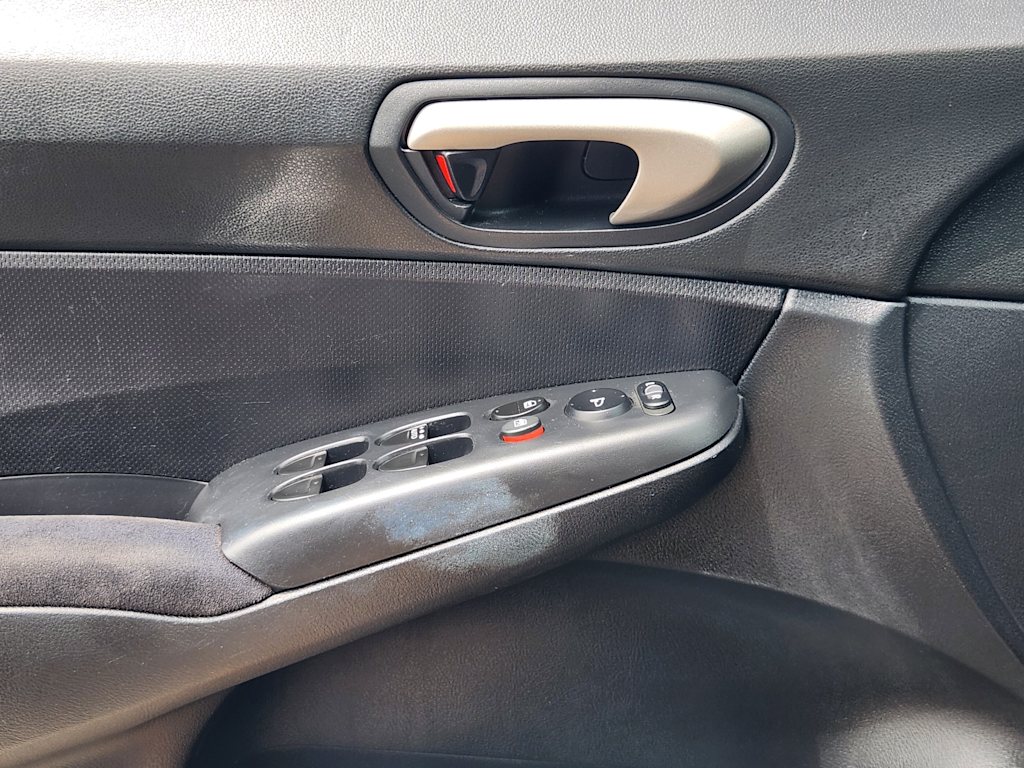 Thumbnail: 2011 Honda Civic - 26