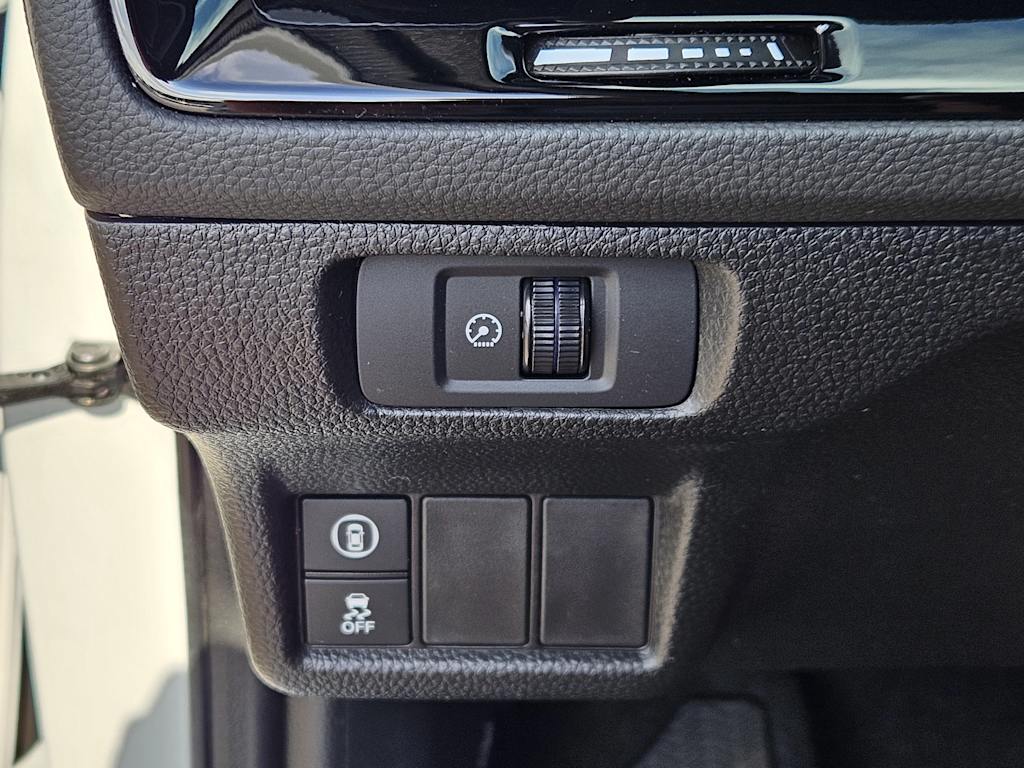 Thumbnail: 2023 Honda Civic - 28