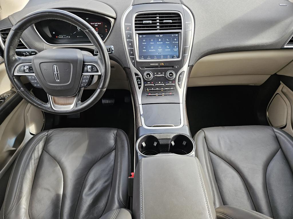 Thumbnail: 2019 Lincoln Nautilus - 8