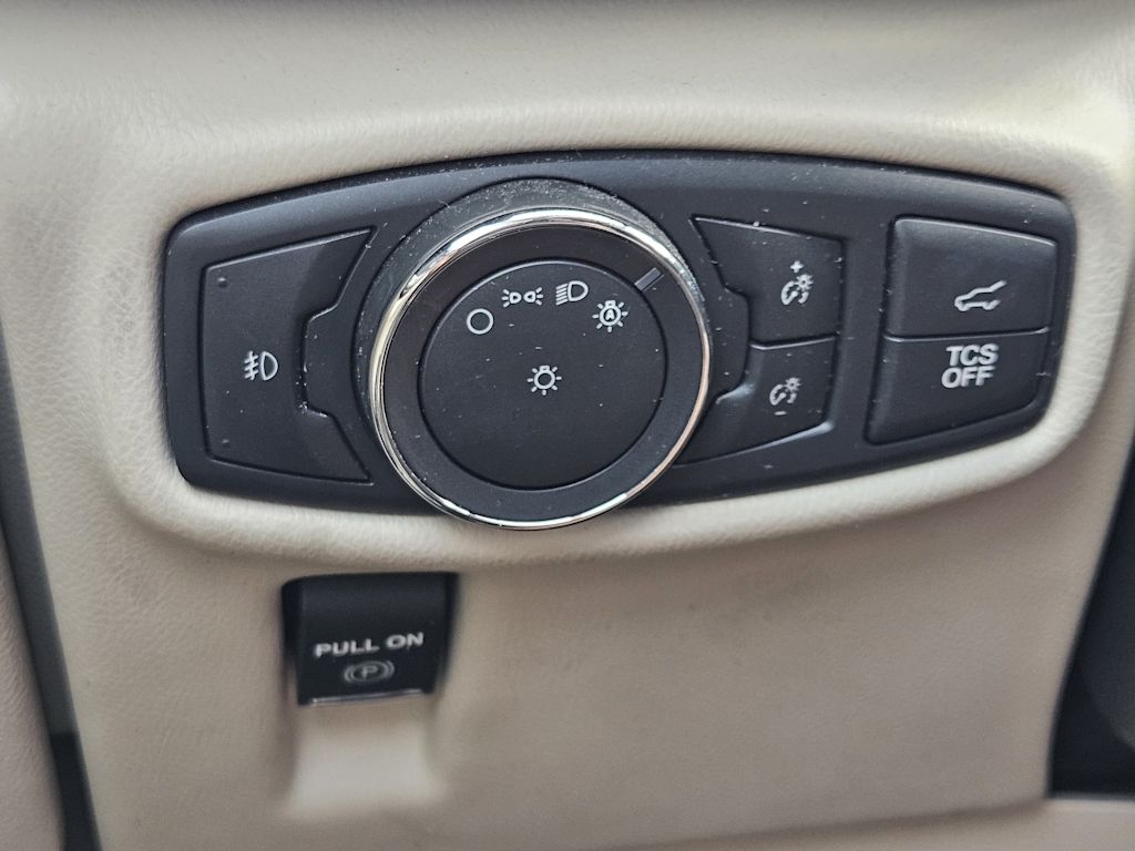 Thumbnail: 2019 Lincoln Nautilus - 27