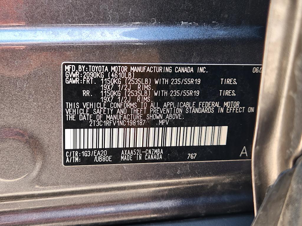 Thumbnail: 2022 Toyota RAV4 - 17