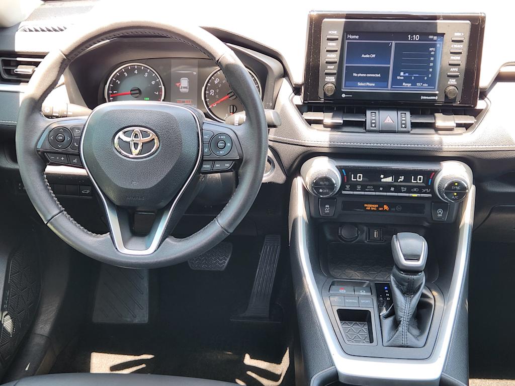 Thumbnail: 2022 Toyota RAV4 - 11
