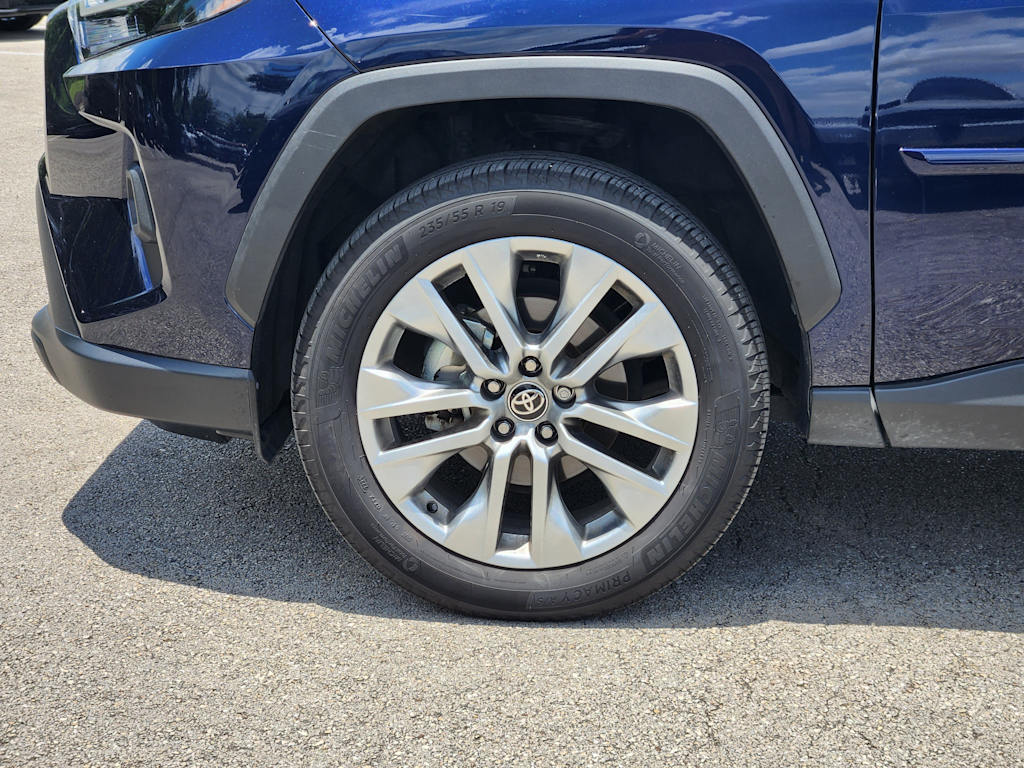 Thumbnail: 2025 Toyota RAV4 - 21