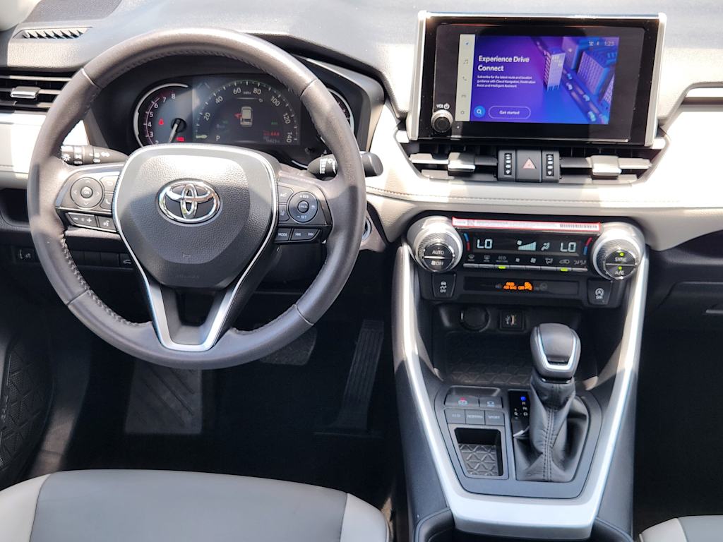Thumbnail: 2025 Toyota RAV4 - 11
