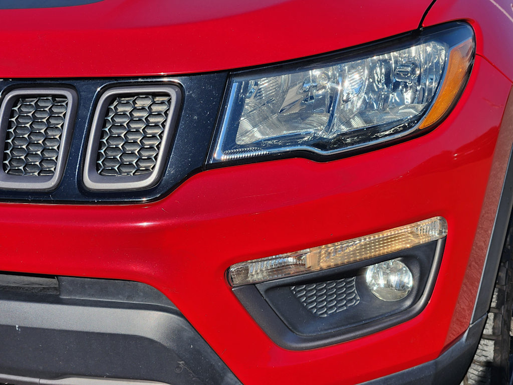 Thumbnail: 2019 Jeep Compass - 20
