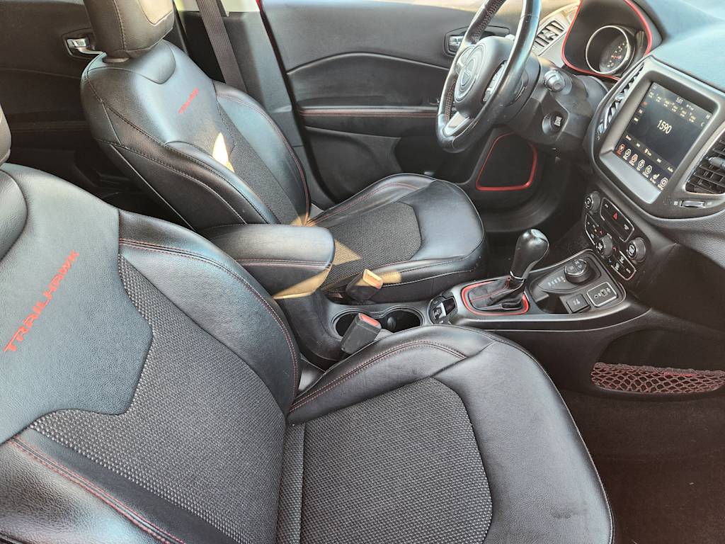 Thumbnail: 2019 Jeep Compass - 9