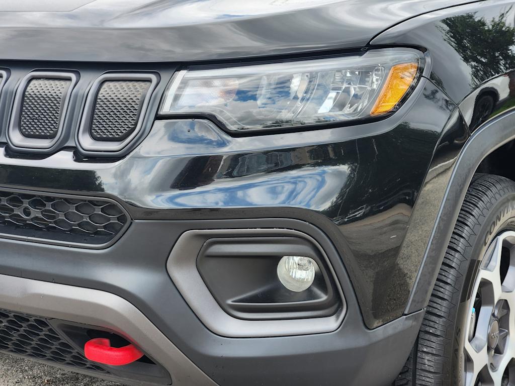 Thumbnail: 2022 Jeep Compass - 21